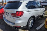 $15890 : 2015 BMW X5 sDrive35i thumbnail