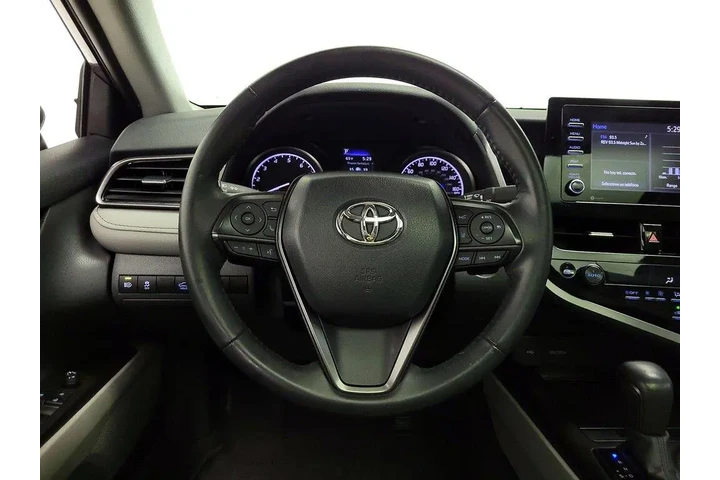 $27998 : Toyota Camry 2024 SE 4dr Sed image 10