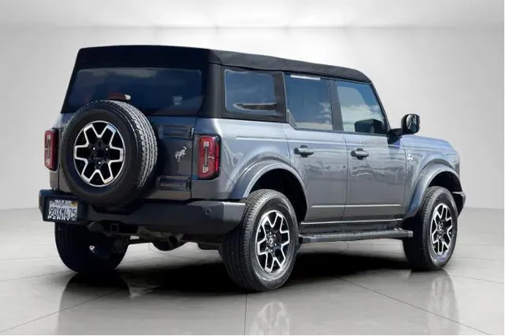 $36841 : Ford Bronco 2022 4x4 Outer B image 3