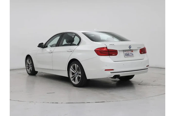 $16998 : BMW 3 Series 2017 330i 4dr S image 2