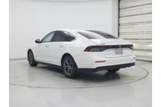 $25998 : Honda Accord 2023 EX 4dr Sed thumbnail