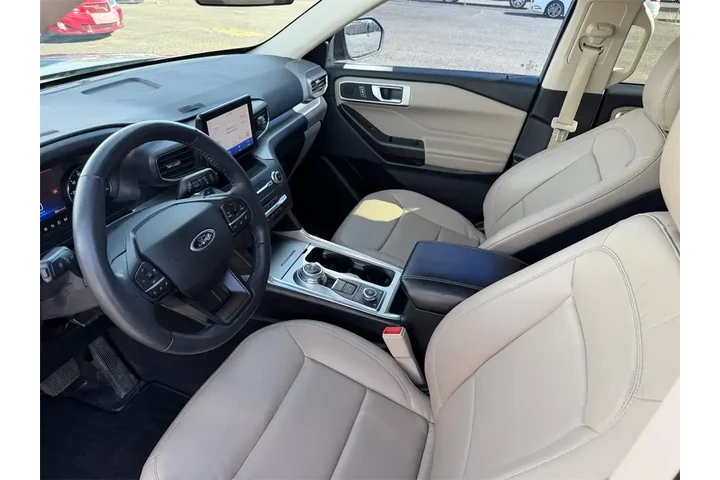 $23500 : Ford Explorer 2020 AWD XLT 4 image 4