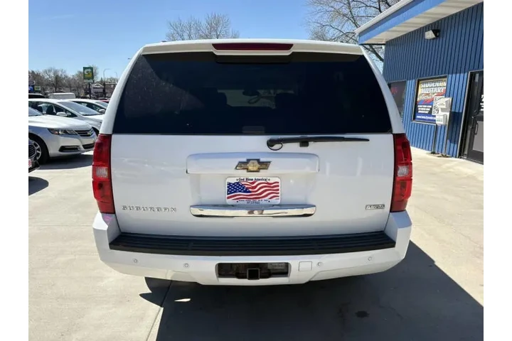 $8990 : 2011 Suburban LT image 8