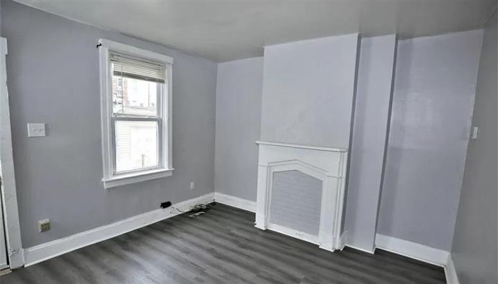 $1500 : Apartment for rent asap image 3