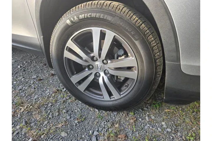 $21365 : Honda Pilot 2017 EX-L 4dr SU image 2