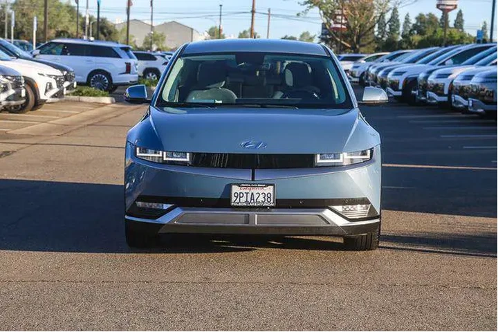 $24992 : Hyundai IONIQ 5 2024 SEL 4dr image 7