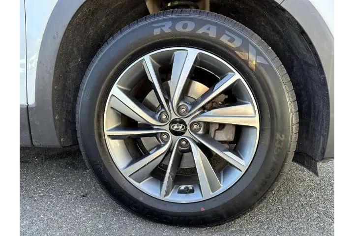 $18999 : Hyundai SANTA FE 2020 AWD SE image 6