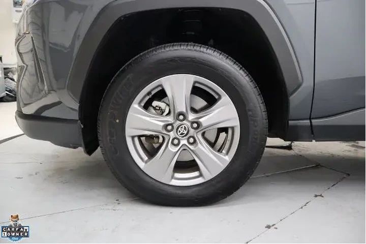 $24595 : Toyota RAV4 2024 XLE 4dr SUV image 10