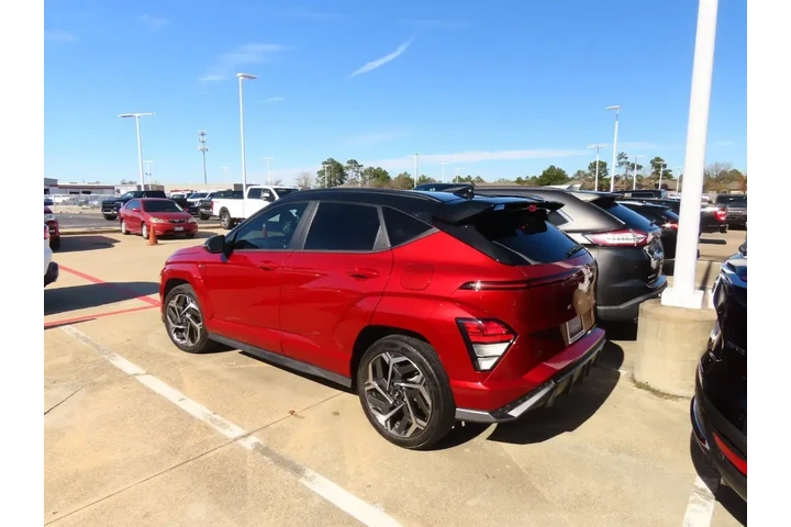 $20499 : Hyundai KONA 2024 N Line 4dr image 10