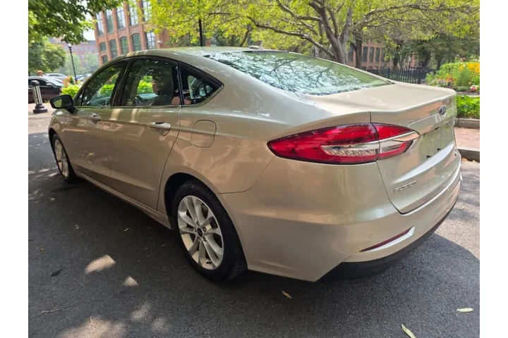 $15995 : 2019 Fusion Hybrid SE image 5