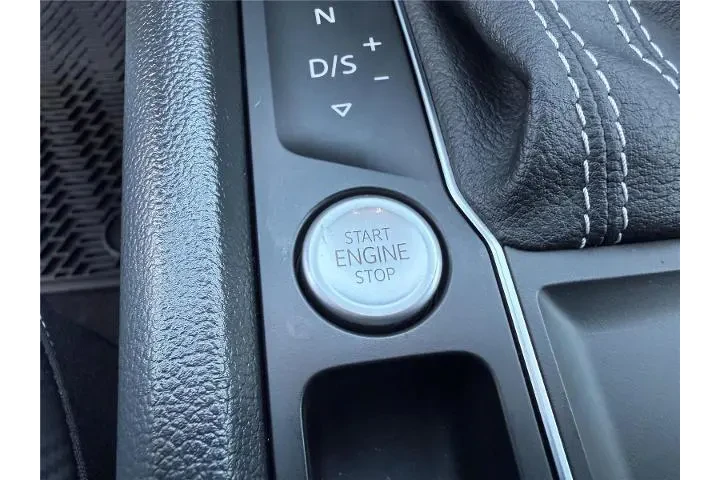 $27999 : Volkswagen Atlas Cross Sport image 7