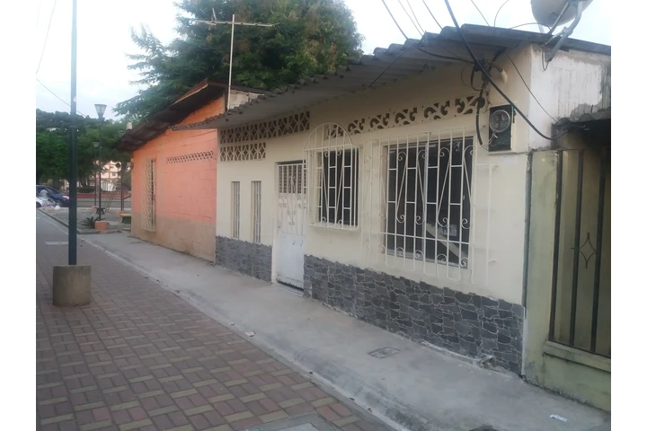 $300 : Sauces 5 - Alquiler Casa image 9