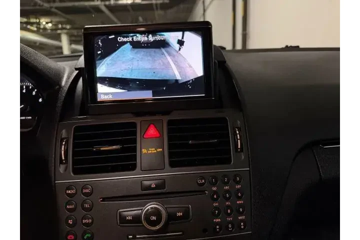 $11300 : 2011 C-CLASS image 8