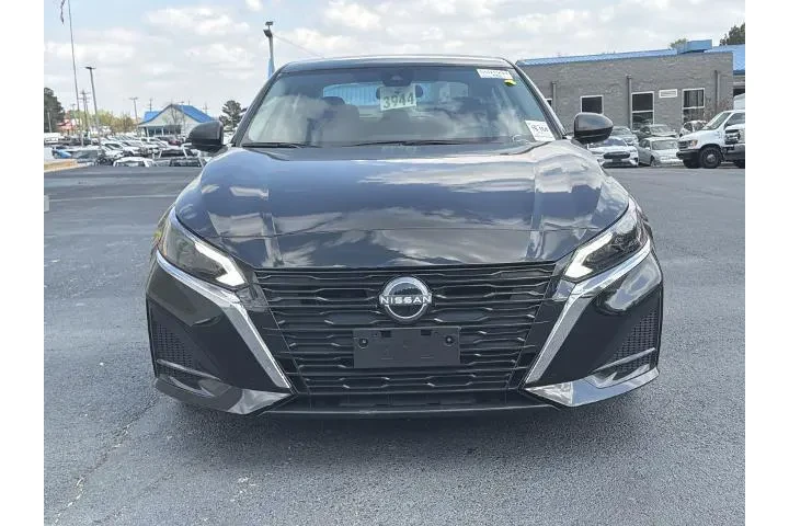 $19843 : Nissan Altima 2025 2.5 SV 4d image 10