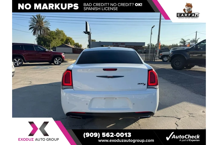 $17995 : 2021 300 300S image 8