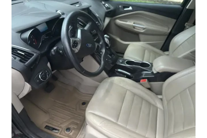 $7977 : Ford Escape 2014 Titanium 4d image 3