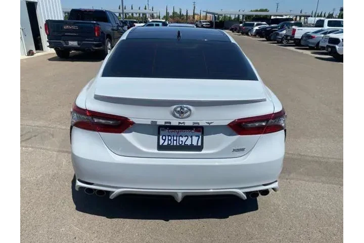 $27900 : Toyota Camry 2022 XSE 4dr Se image 5