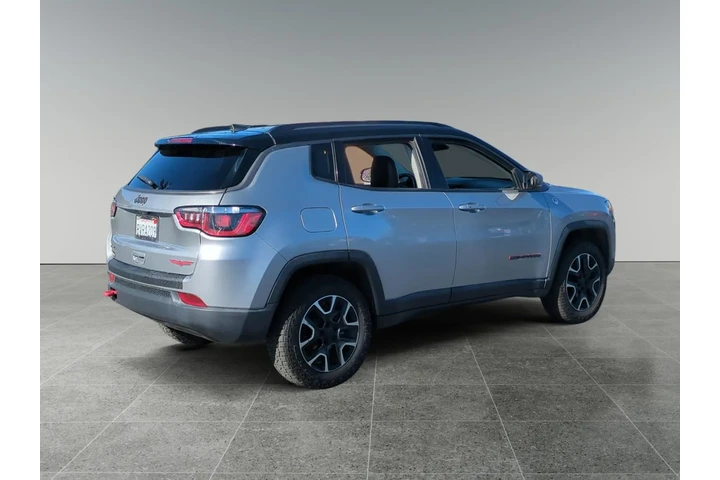 $14500 : Jeep Compass 2019 4x4 Trailh image 5