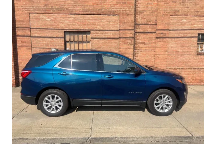 $9500 : 2019 Equinox LT image 10