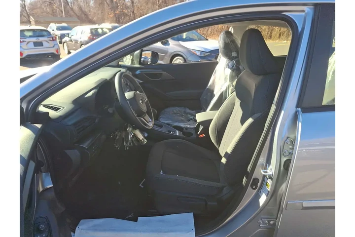 $23995 : Subaru Impreza 2024 AWD Base image 8