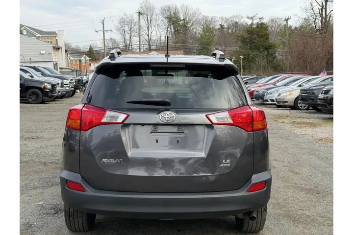 $13548 : 2015 RAV4 LE image 6