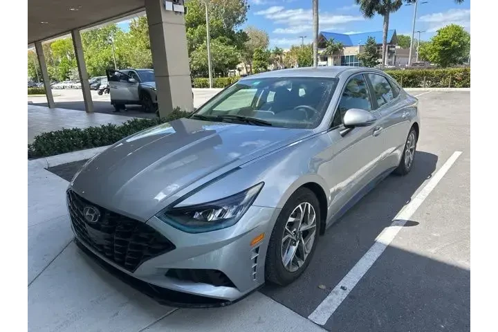 $16812 : Hyundai SONATA 2021 SEL 4dr image 1