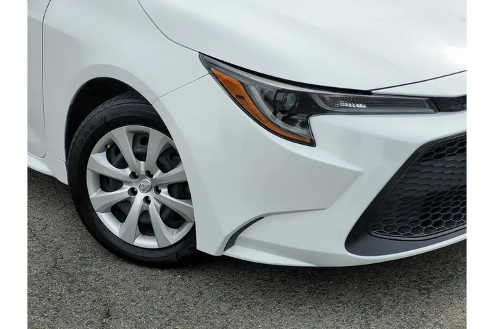 $22900 : Toyota Corolla 2022 LE 4dr S image 9