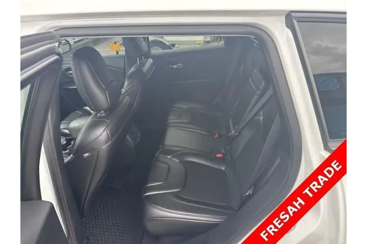 $17997 : Jeep Cherokee 2019 4x4 Latit image 8