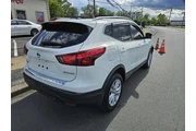 $499 : 2017 Rogue Sport thumbnail
