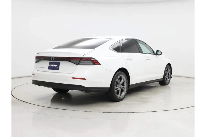 $26998 : Honda Accord 2024 EX 4dr Sed image 8