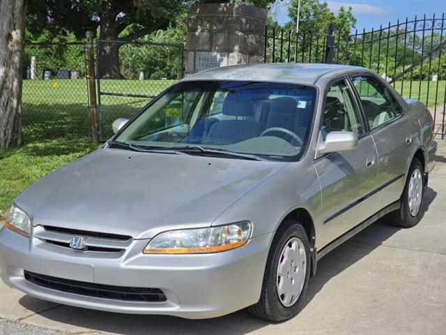 $4995 : 1998 Accord LX image 4