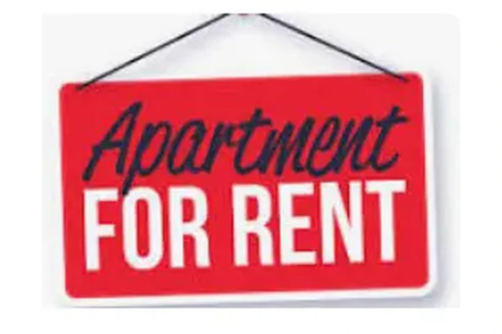 $1700 : RENTO APT en ciudad📍La Sierra image 1