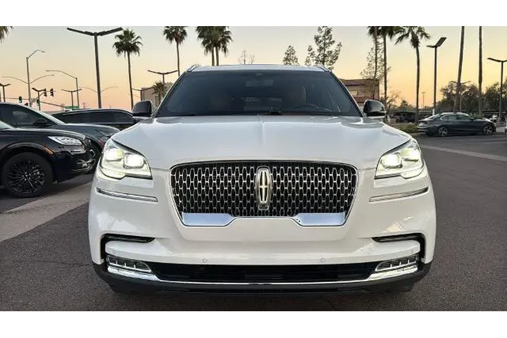 $39922 : Lincoln Aviator 2023 Reserve image 3