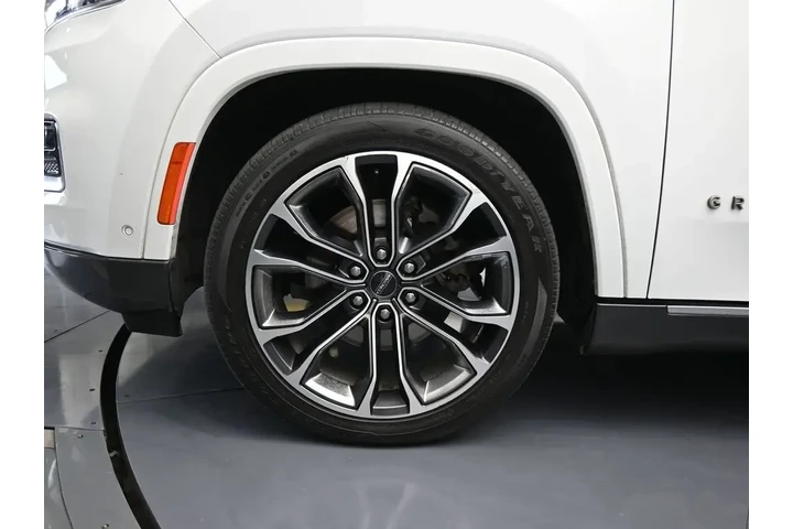 $38888 : Jeep Grand Wagoneer 2022 4x4 image 10