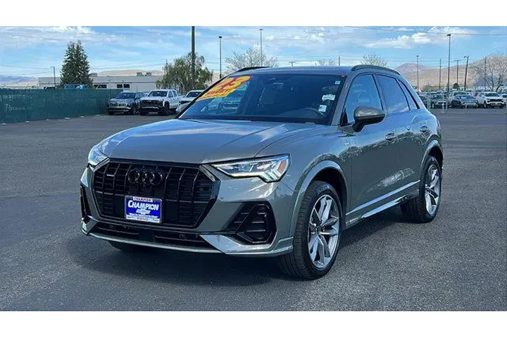 $36984 : Audi Q3 2023 AWD quattro S l image 1
