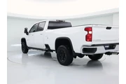 $39998 : Chevrolet Silverado 2500HD 2 thumbnail