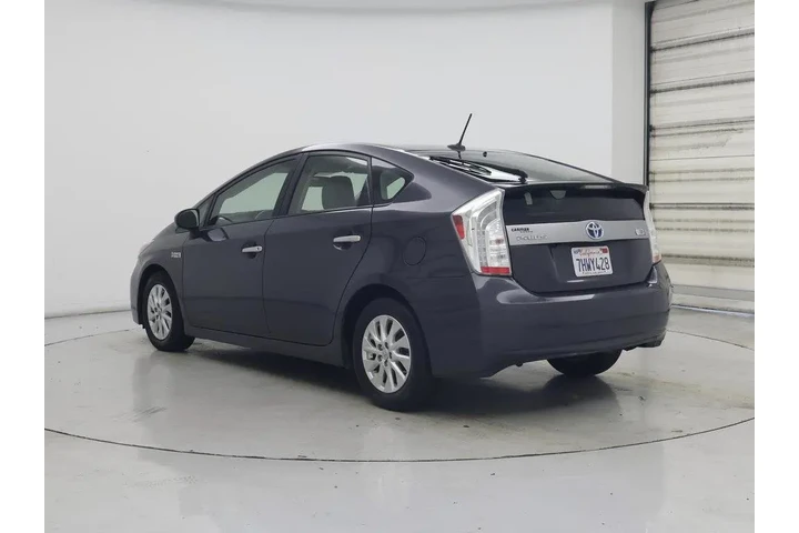 $16998 : Toyota Prius Plug-in Hybrid image 2