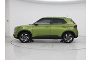 $19998 : Hyundai VENUE 2024 SEL 4dr C thumbnail