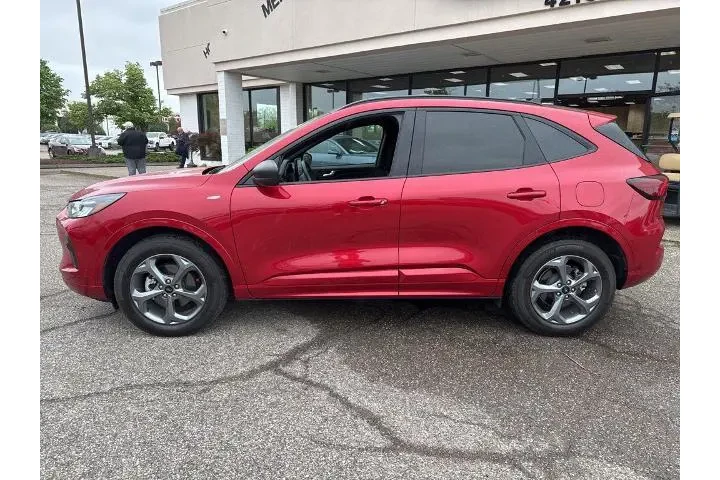 $25000 : Ford Escape 2024 AWD ST-Line image 6
