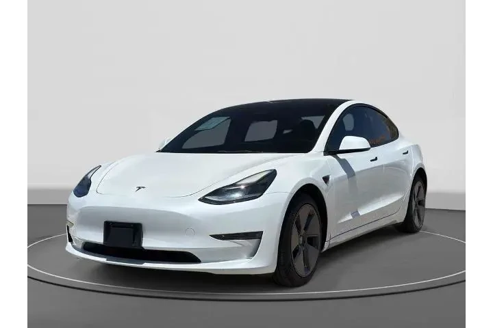 $26800 : Tesla Model 3 2023 4dr Sedan image 1