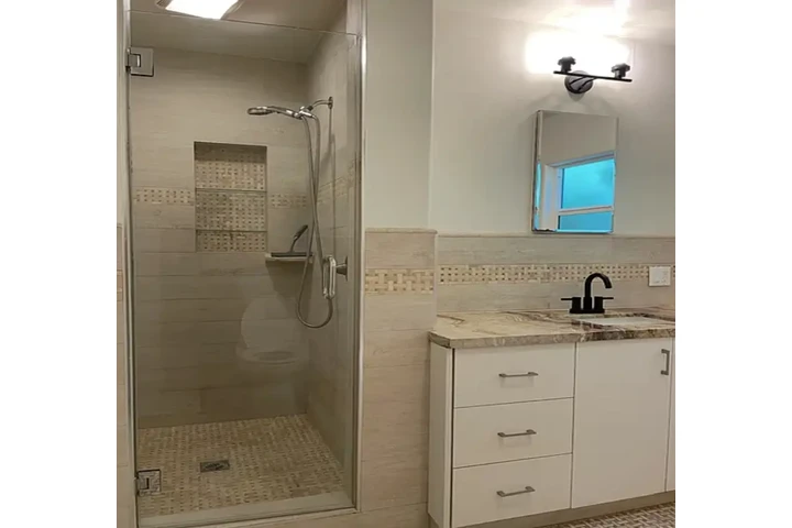 $3150 : Nice 3 bedroom house image 3