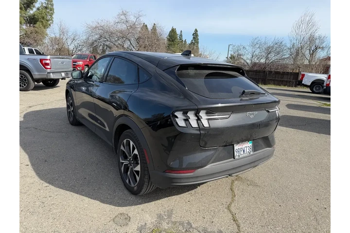 $28000 : Ford Mustang Mach-E 2024 Sel image 3