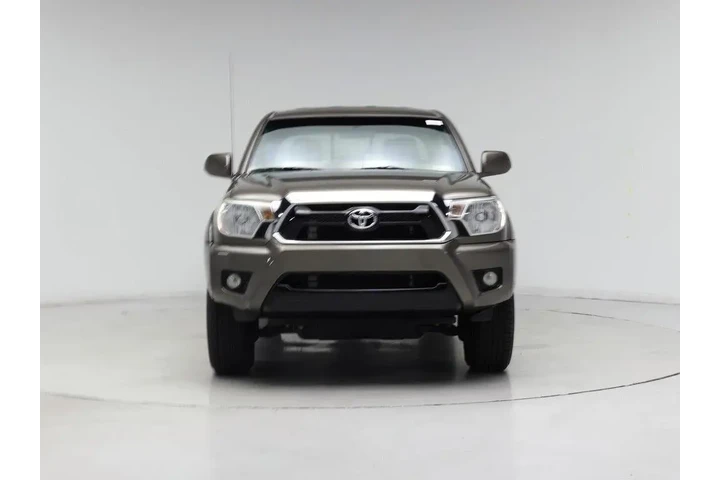 $29998 : Toyota Tacoma 2015 4x2 PreRu image 5