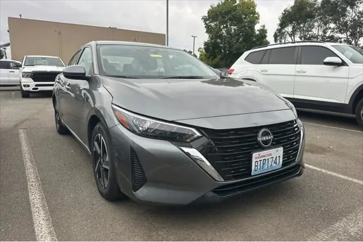 $16490 : Nissan Sentra 2024 SV 4dr Se image 2