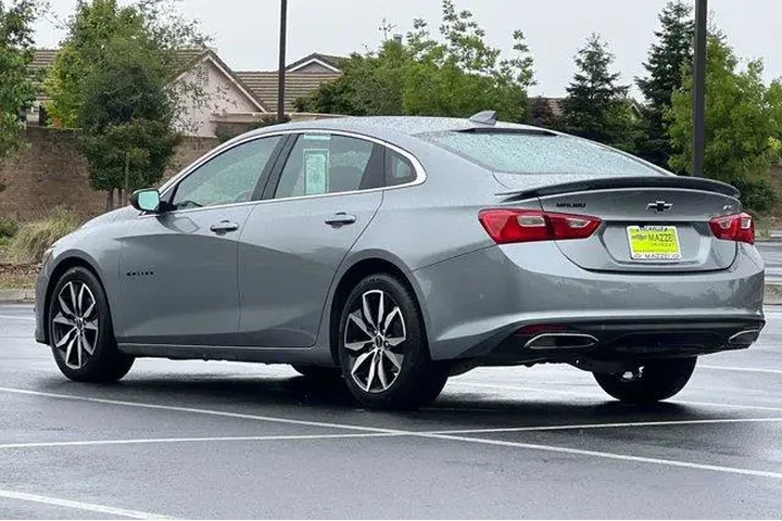 $20983 : Chevrolet Malibu 2025 RS 4dr image 3