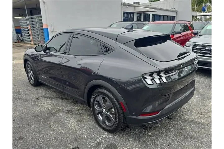 $18990 : Ford Mustang Mach-E 2021 AWD image 4