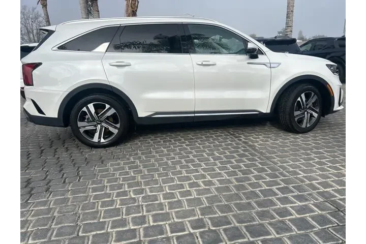 $31995 : Kia Sorento Hybrid 2023 AWD image 5