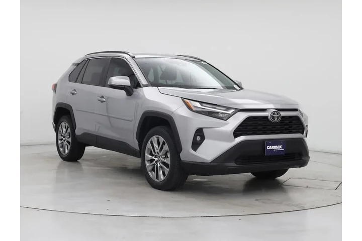 $30998 : Toyota RAV4 2022 XLE Premium image 1