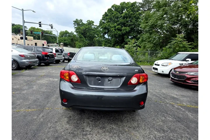 $6900 : 2010 Corolla Base 5-Speed MT image 8