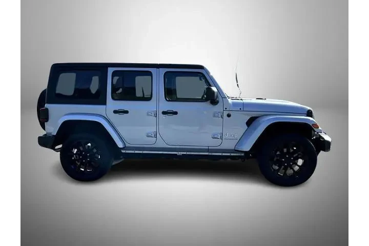 $30797 : Jeep Wrangler 2023 4x4 Sahar image 4